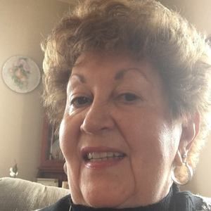 Meet your Posher, Juanita